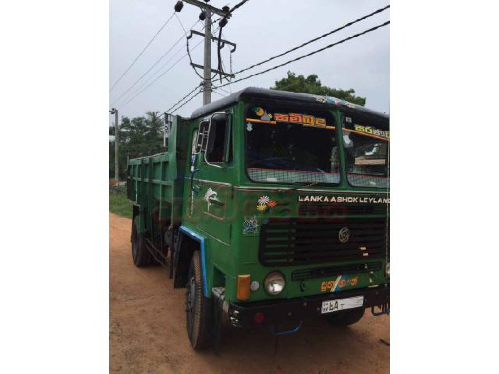Ashok Leyland Tipper 2005 Surplus