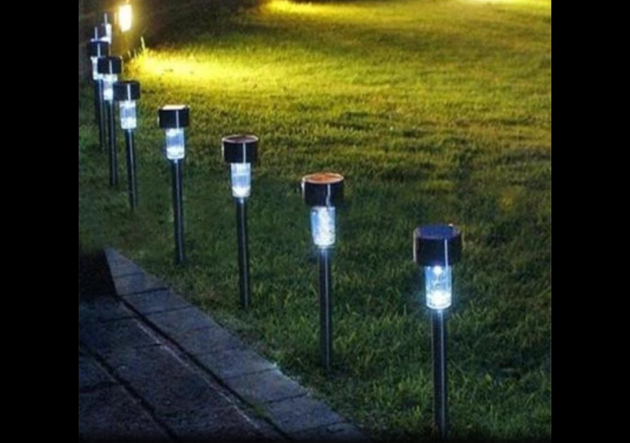 SOLAR Garden Light Surplus