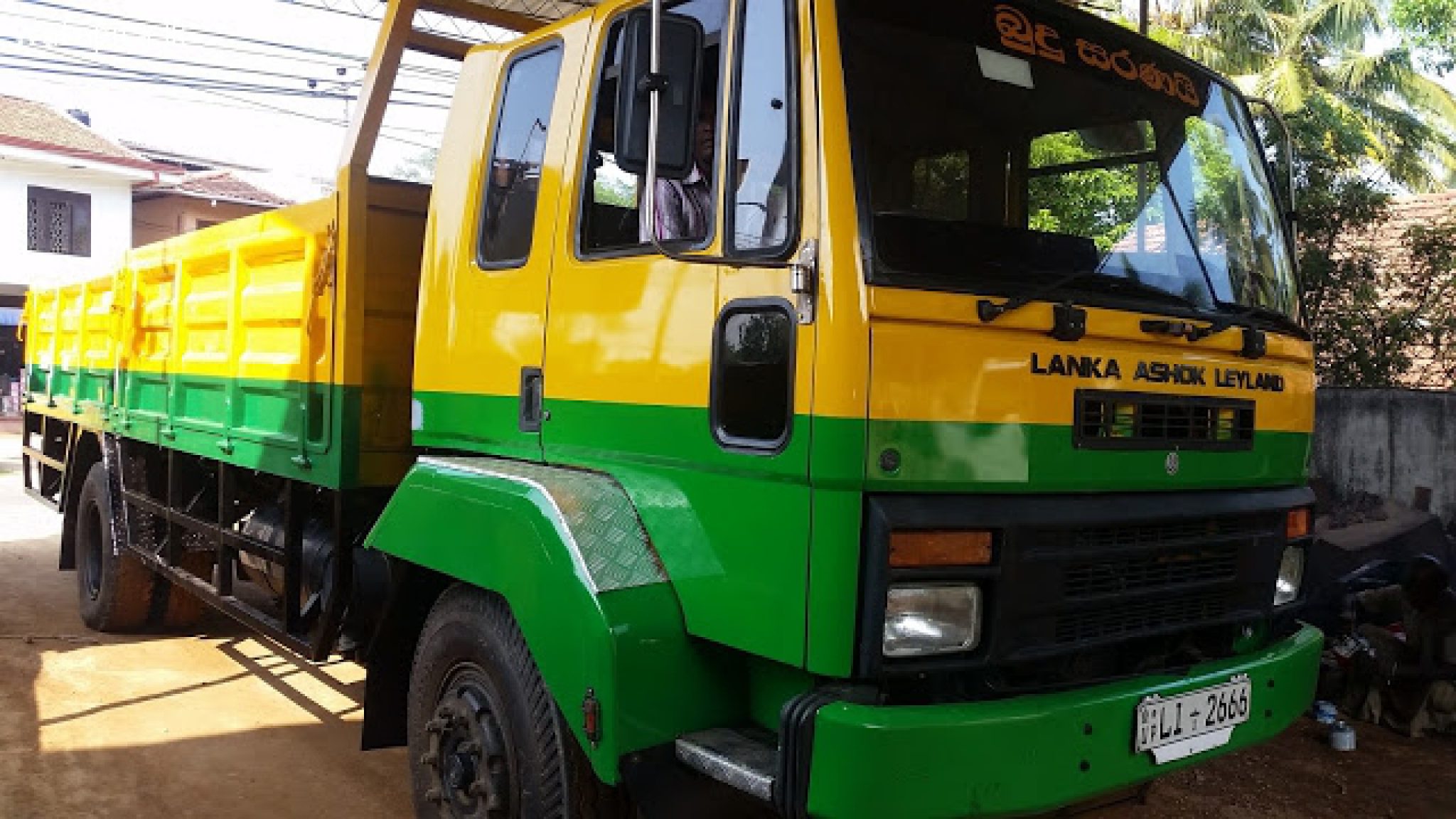 Ashok Leyland Cargo 2011 Surplus