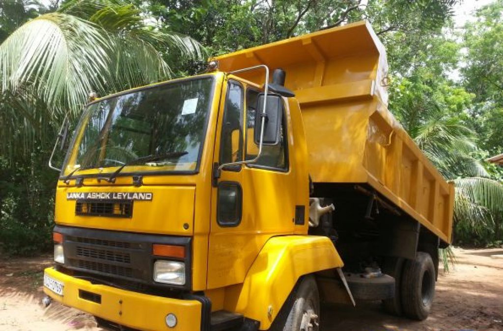 Ashok Leyland Cargo Tipper 2011 Surplus