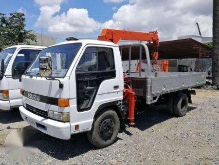 isuzu_elf-350_boom_truck_1 isuzu_elf-350_boom_truck_1