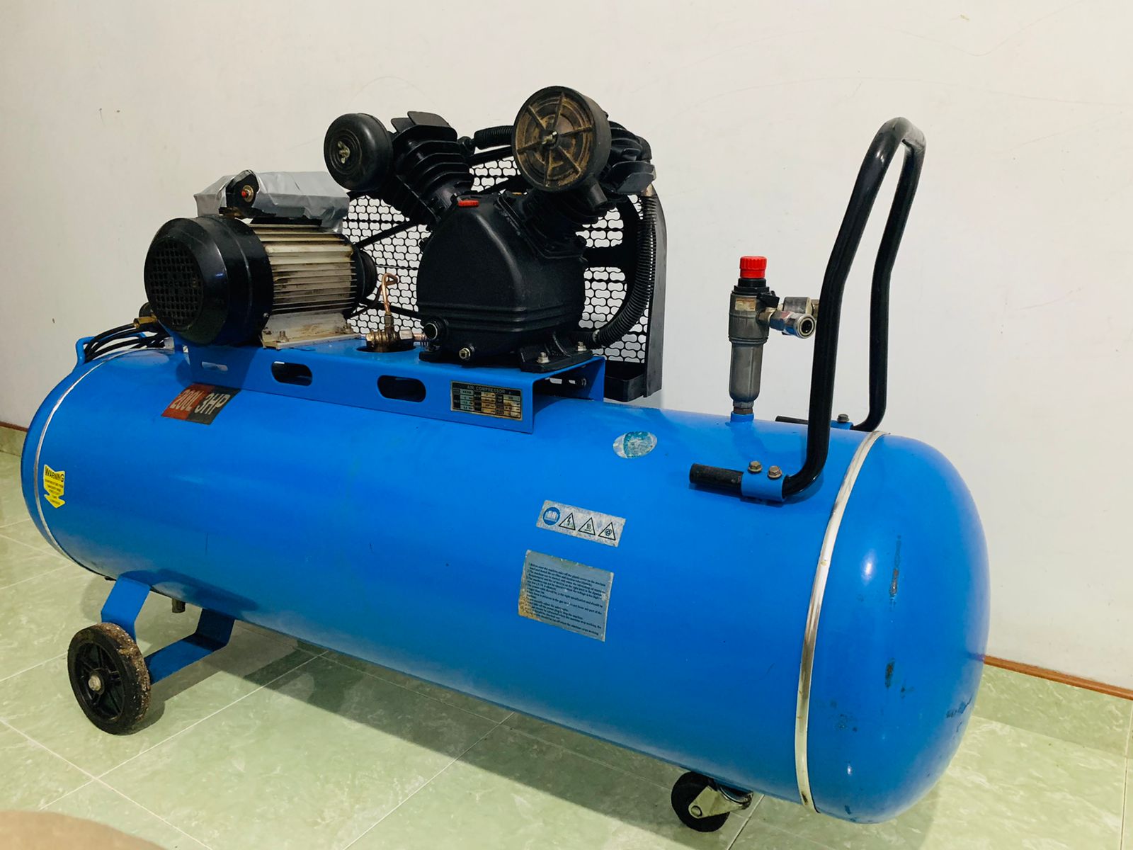 Air Compressor 200l Surplus