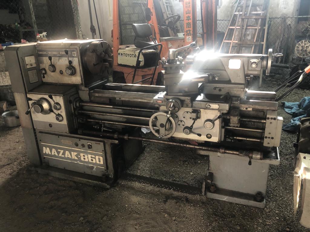 YAMAZAKI Lathe Machine Surplus