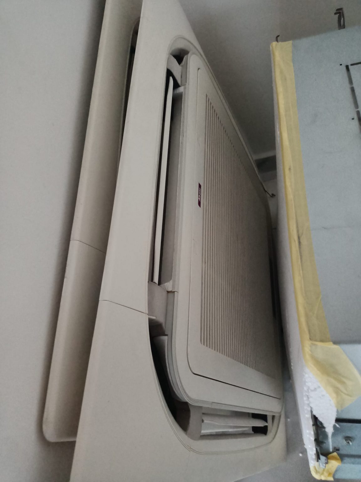 Ari Conditioner 60000 BTU Surplus