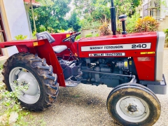 Massey Ferguson 240