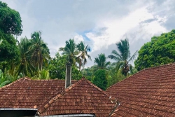 Valuable 1.5 Acre Land with Antique Bungalow for Sale in Ratnapura