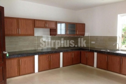 Luxury House for Rent in Nawala Koswatta.