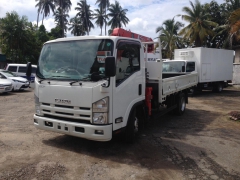 Isuzu elf crane truck 2012