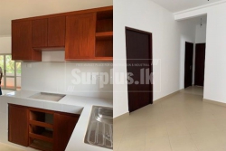 Newly Built Apartment available for immediate Sale in Athurugiriya
