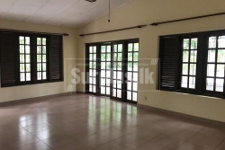 Bungalow Type House available for Long term Lease in Kadawatha