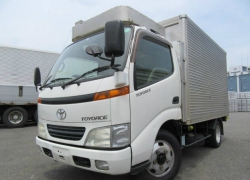 Toyota 112 Lorry 2000