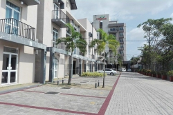 Green Elegance Apartment Hokandara