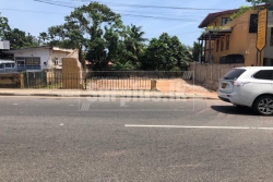 Commercial Land for Sale in Ethul Kotte facing Kotte road.