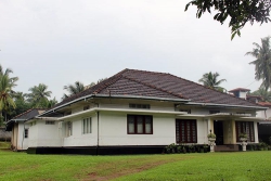 House for Sale in Kaduwela.