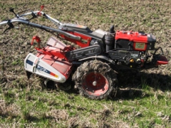 ගොයම් කපන මෑෂිම