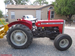 Massy Ferguson 240