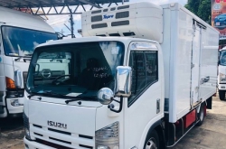 Isuzu NPR85 Freezer 2011