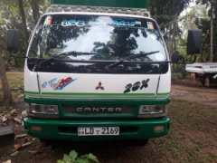 Mitsubishi Tipper 2001