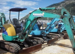 Komatsu MR 30