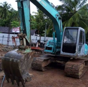 Excavator Rent – 200