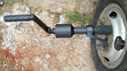 HEAVY DUTY JAPAN VEHICLE NUT REMOVER NUT BUDDY