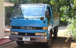 Isuzu Elf 1979