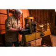Lathe – Powermatic 220-Volt 2HP 1PH Lathe with Risers