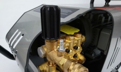 248 Bar 3PH Industrial High Pressure Cleaner Washer Lutian 18M36-7.5T4