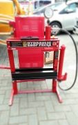 12 TON HYDRAULIC SHOP PRESS
