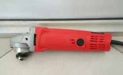 OSUKA ANGLE GRINDER 100mm