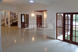 6 Bedroom Luxury House For Sale in Kandy