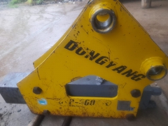 DONGYANG DYB 300 Hydraulic Breaker