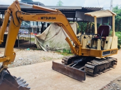 MITSUBISHI – MS 30 excavator