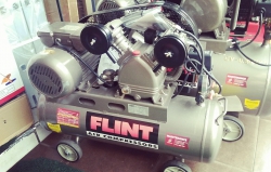 AIR COMPRESSOR 40L