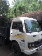 Mahindra Tipper 2008