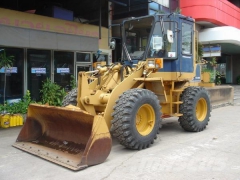 KOMATSU WA100-3