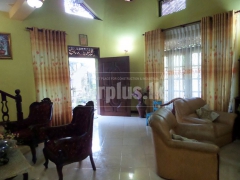 Two Storied House for Sale in Yakkala, close to Kandy Road
