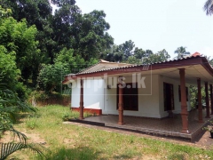 House for Sale in A9 Road Nalanda Matale.