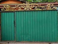 Sliding Gate