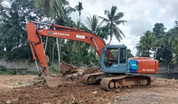 Hitachi EX-200LC Excavator