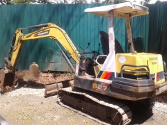 Yanmar B – 27 Excavator