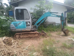 Kobelco SK 30 – 2 Excavator