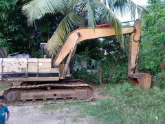 CAT E120B Excavator
