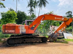 Hitachi Landy EX200-2 Excavator