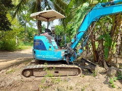 Hitachi 30 Excavator