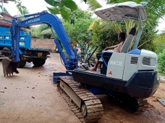 Mitsubishi Mini excavator