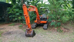 Hitachi Landy EX30 Excavator
