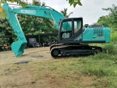 Kobelco SK-200 Excavator