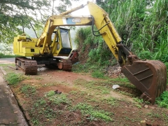 Kobelco 120 Excavator with Breaker