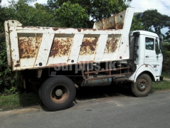 3 CUBE TIPPER & 2 CUBE TIPPER FOR RENT